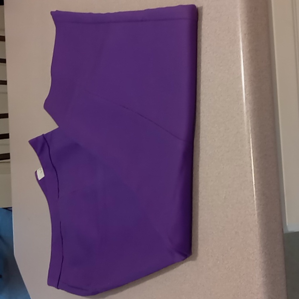 Chico's So Slimming pants like new, zipper front size 3.5 (18)